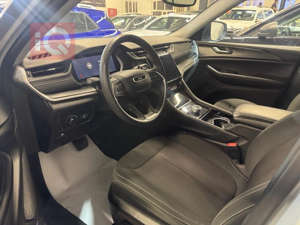 جيب جراند شيروكي